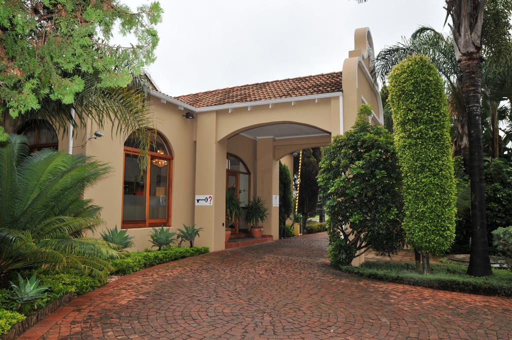 Pretoria-Noord典雅门洛帕克旅舍别墅 外观 照片