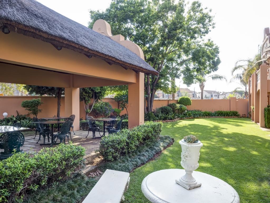 Pretoria-Noord典雅门洛帕克旅舍别墅 外观 照片